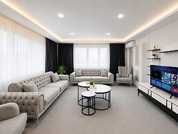 Lumiera Suites Hotel