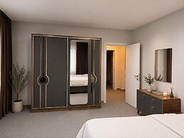 Lumiera Suites Hotel