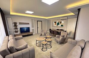 Lumiera Suites Hotel