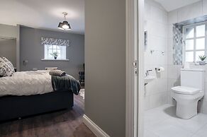 The Stables - 2 Bedroom Cottage - Princes Gate