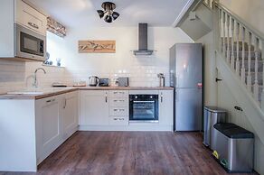 The Stables - 2 Bedroom Cottage - Princes Gate