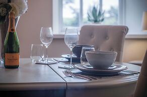 The Stables - 2 Bedroom Cottage - Princes Gate