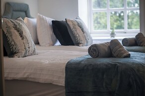 The Stables - 2 Bedroom Cottage - Princes Gate