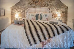 The Lodge - 2 Bedroom Cottage - Princes Gate