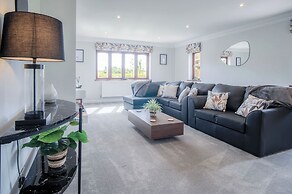 Springfield Lodge - 3 Bedroom Home - Princes Gate