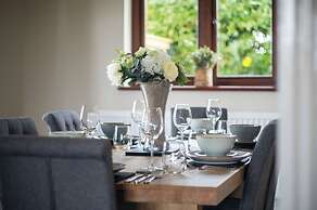 Springfield Lodge - 3 Bedroom Home - Princes Gate