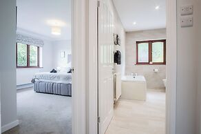 Springfield Lodge - 3 Bedroom Home - Princes Gate