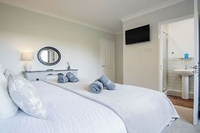 Springfield Lodge - 3 Bedroom Home - Princes Gate