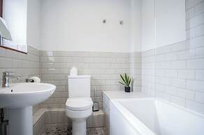 Springfield Lodge - 3 Bedroom Home - Princes Gate