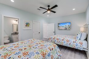 Fishtastic Sp103 4 Bedroom Home by RedAwning