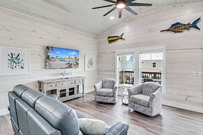 Fishtastic Sp103 4 Bedroom Home by RedAwning