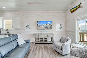 Fishtastic Sp103 4 Bedroom Home by RedAwning