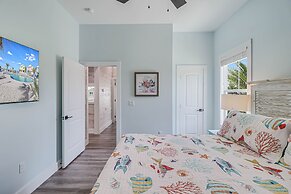 Fishtastic Sp103 4 Bedroom Home by RedAwning