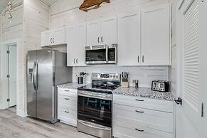 Fishtastic Sp103 4 Bedroom Home by RedAwning