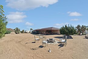 Countryside Spanish Hacienda W/ Spa, Horses, Views by Redawning