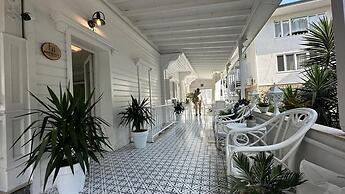 hi Hotel Ivy Buyukada