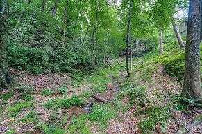 Bear Track Falls Retreat Mtn. Getaway!
