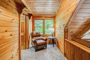 Bear Track Falls Retreat Mtn. Getaway!