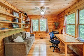 Bear Track Falls Retreat Mtn. Getaway!