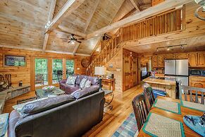 Bear Track Falls Retreat Mtn. Getaway!