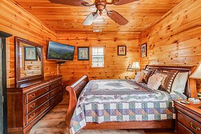 Blueridge Lodge Wrap-around Deck