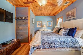 Blueridge Lodge Wrap-around Deck