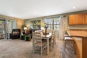 Branson Cozy Bungalow in Premier Location!