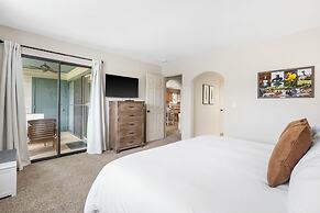 Branson Cozy Bungalow in Premier Location!