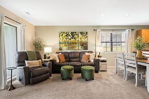 Branson Cozy Bungalow in Premier Location!