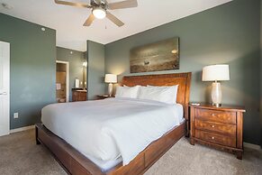 Branson Lakefront Luxury - Water Views