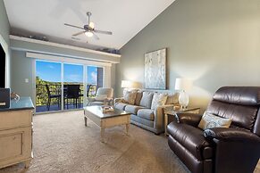 Branson Lakefront Luxury - Water Views