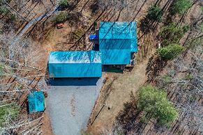 Blueridge Bunk House Wrap-around Deck!