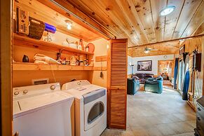 Blueridge Bunk House Wrap-around Deck!