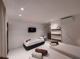 BAHIA SAN ANDRES HOSPEDAJE