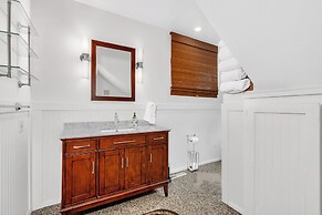 CC Cabin - Full Game Room! Wrap Around Deck!