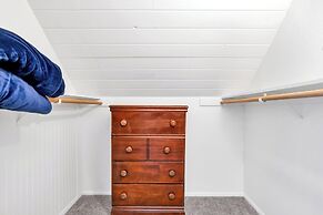 CC Cabin - Full Game Room! Wrap Around Deck!