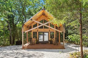 Cedar Creek - Glamping in the Ozarks!