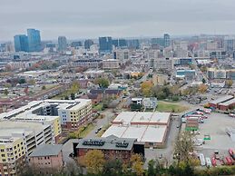 Charming Nashville at the 1865