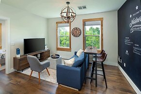 Charming Nashville at the 1865