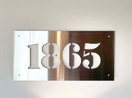 Charming Nashville at the 1865