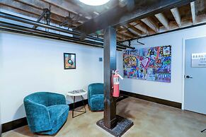 Charming Nashville at the 1865