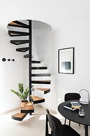 Elliot Neapoli, Athens