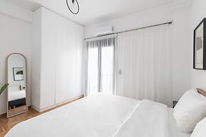 Elliot Neapoli, Athens