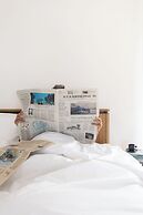 Elliot Neapoli, Athens