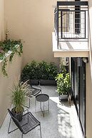 Elliot Neapoli, Athens