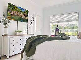 Branson Escape: Pool, Game Table, Sleeps up to 10!