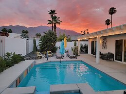 Demuth Park Desert Oasis - Pool