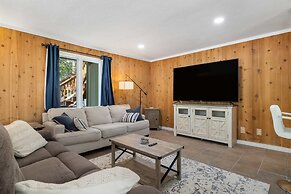 Deschutes Riverwoods Retreat