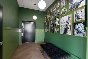 Gemstone at the Jolene