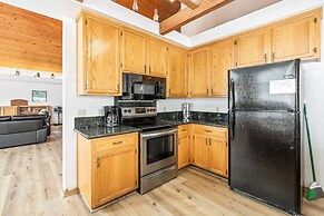 Granite View Lodge - Minutes From Water